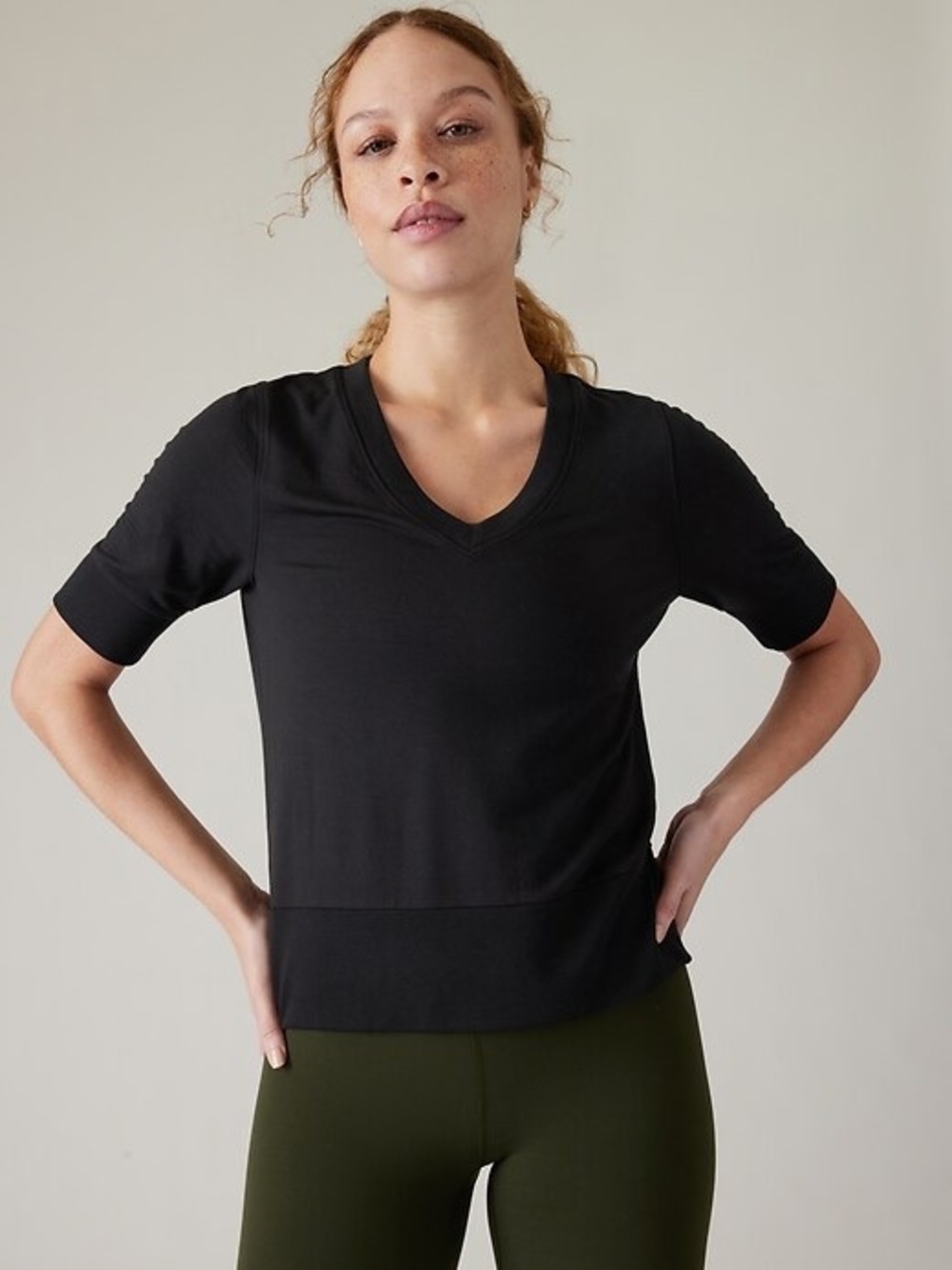 Athleta Step Forward Sweatshirt Tee Small black Athleisure short sleeve stretch